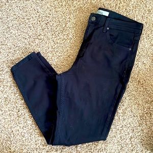 Topshop Jamie Distressed Skinny Jean.